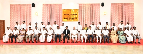 TN-2 தமிழ்நாட்டில் அமைச்சர்களின் அதிகாரம், பொறுப்புகள், சட்ட வரம்புகள் என்ன?